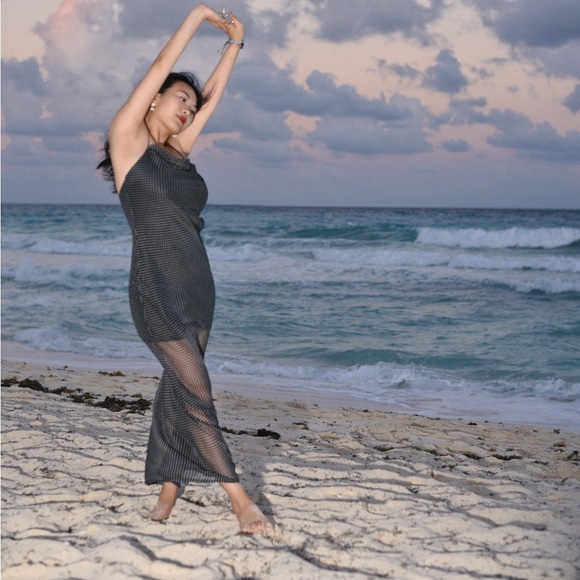 UO| Black and White dot Maxi Dress - Picture 2 of 7